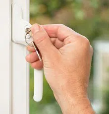 Beverly Hills Locksmith Service Bonita, CA 619-210-0128 - door-unlock